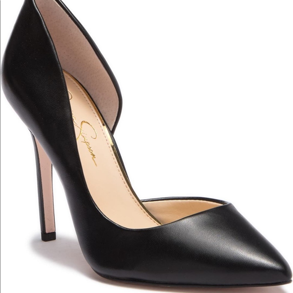 Jessica Simpson Black Pumps